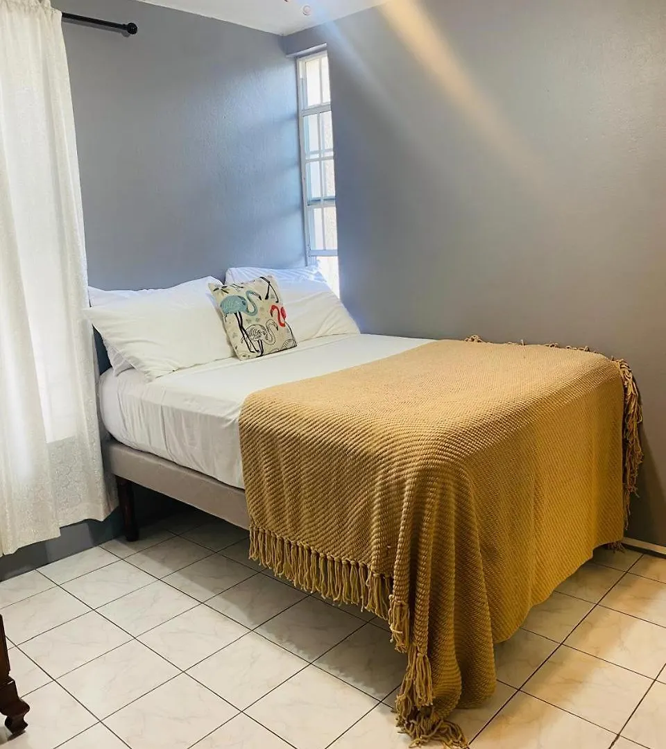 Serenity Retreat Kupuis